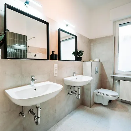 3 Nahe Hbf Fuer Bis Zu 11 Gaeste Appartement *