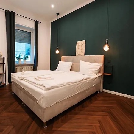 Apartment 3 Nahe Hbf Für Bis Zu 11 Gäste *