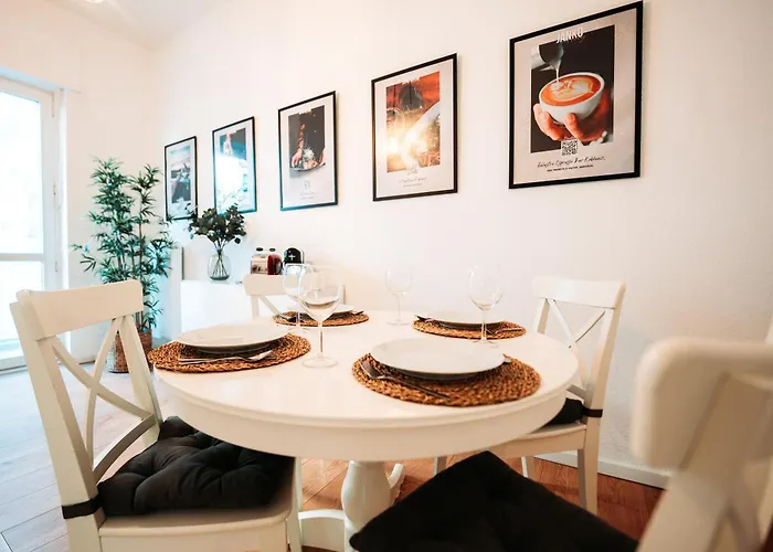 3 Nahe Hbf Fuer Bis Zu 11 Gaeste Apartamento *