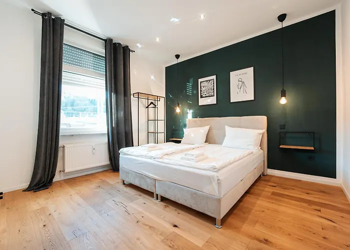 3 Nahe Hbf Fuer Bis Zu 11 Gaeste Apartamento *